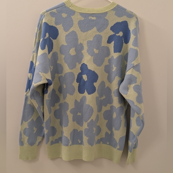Sunday Best Blue and Green Floral Oversize Sweater Women's 2 (Med) - Picture 2 of 5